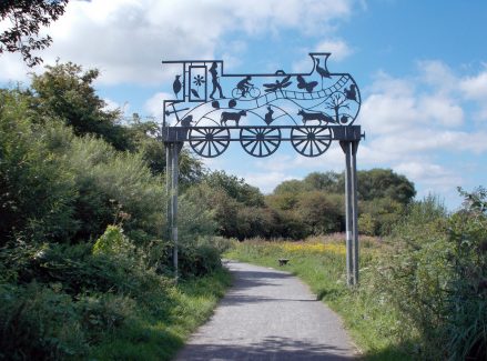 Arch at the start of the Strawberry Line